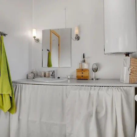 Lovely In With Kitchen * Melby